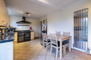 Kitchen/Diner- click for photo gallery